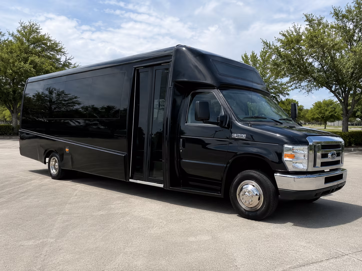 booking prom bus rentals near medford s ashland and jacksonville venues