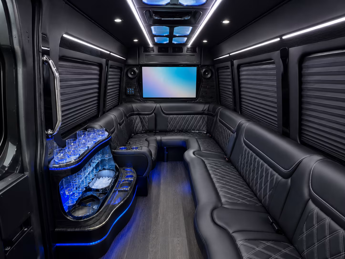 bus rentals for music festival weekends in the rogue valley