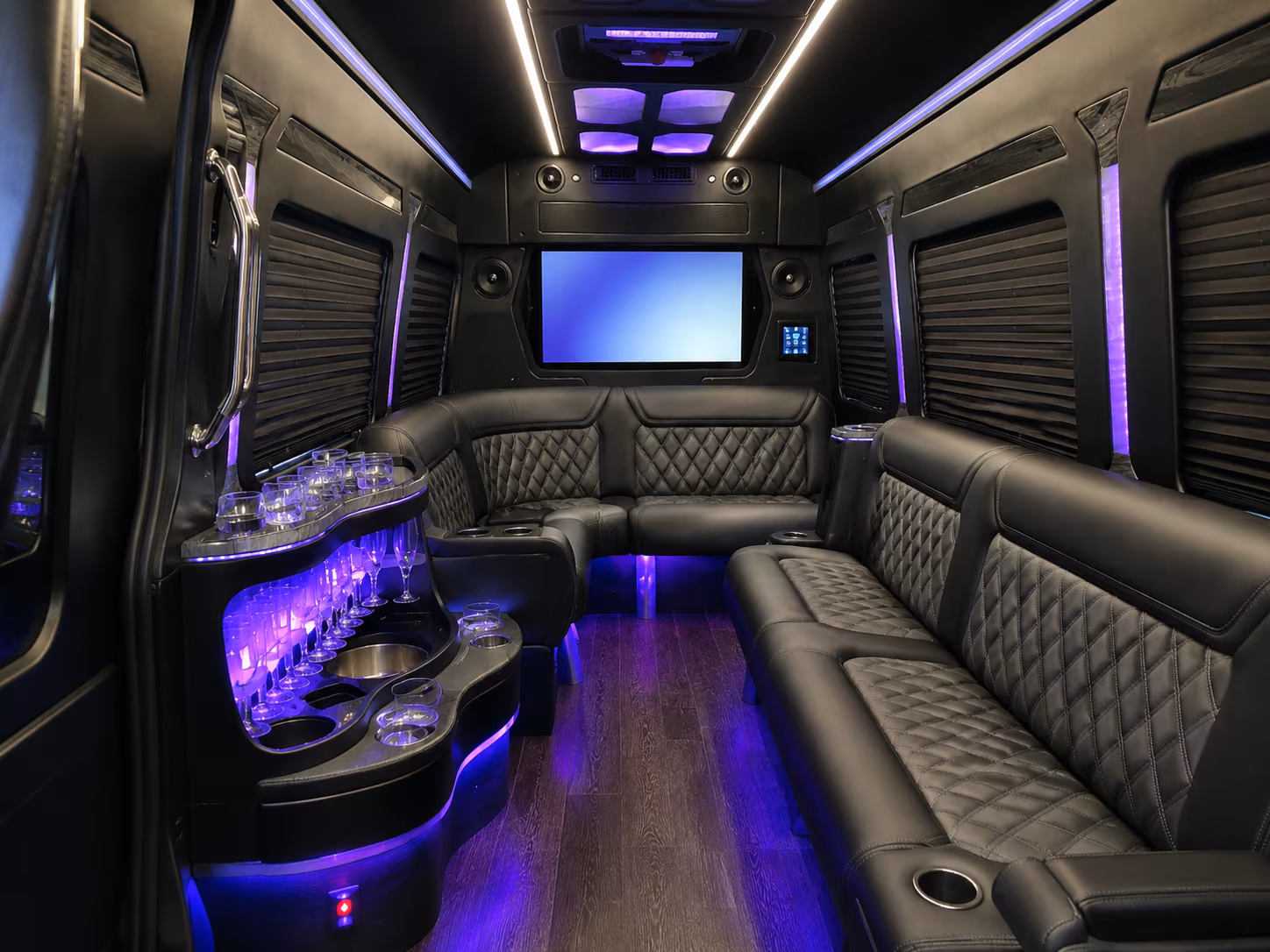 corporate bus rentals for ashland business travel and oregon shakespeare festival groups