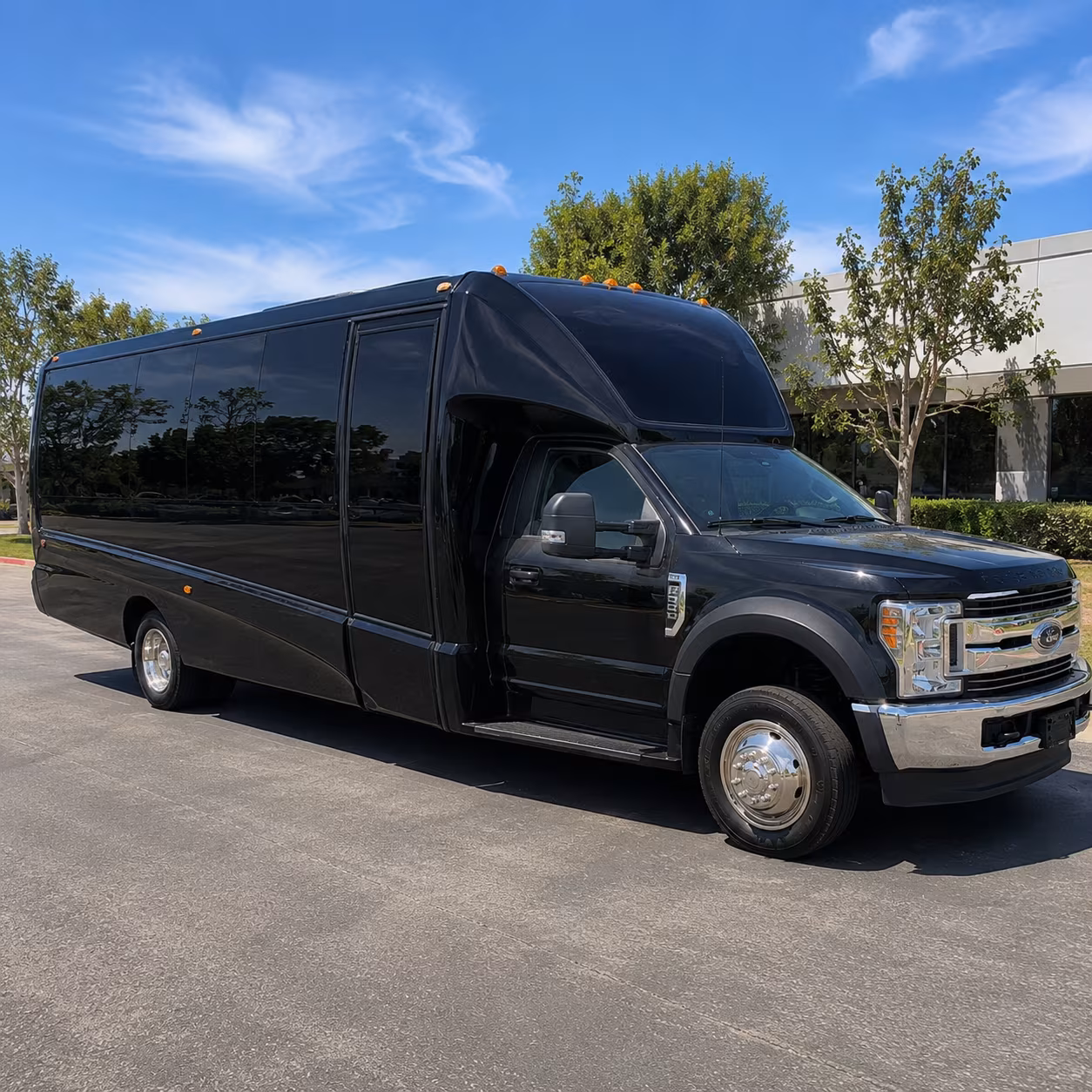 crater lake day trip party bus rental