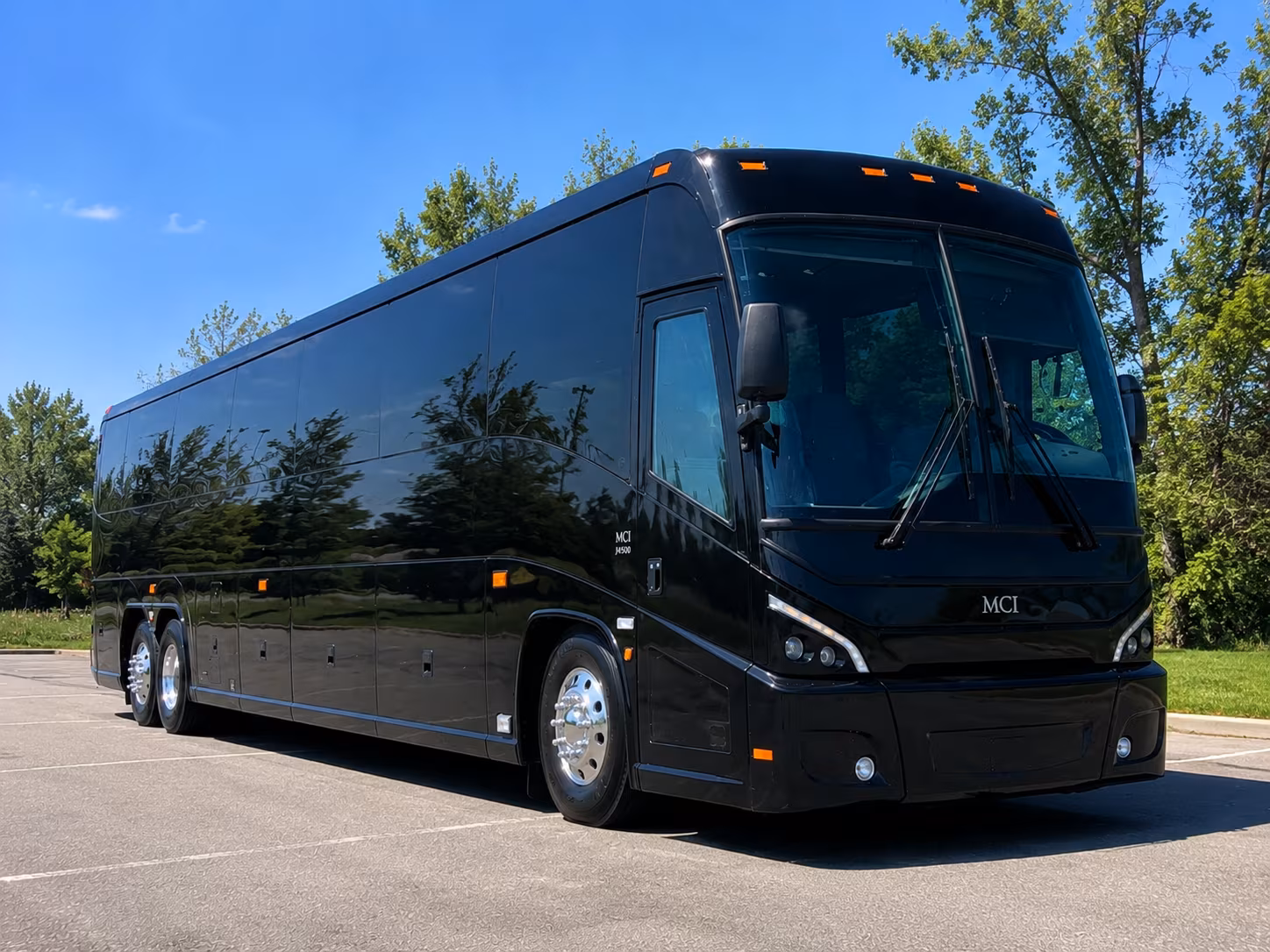medford wine country and scenic tour bus rentals for multi stop group itineraries