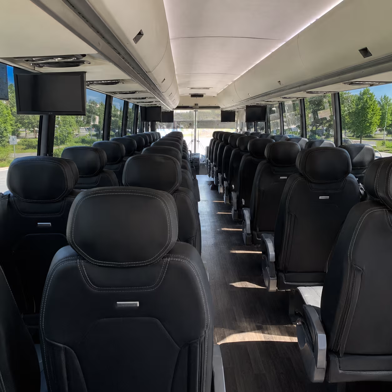 out of state charter bus service from medford for corporate and conference groups