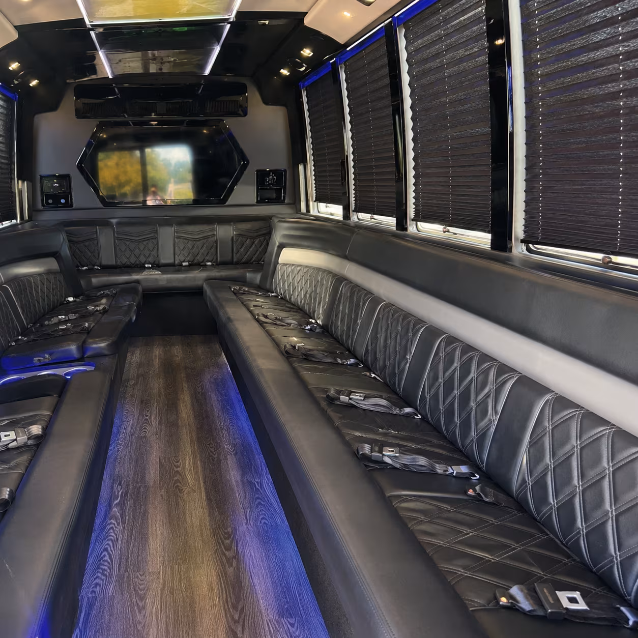 rogue valley wine country party bus tours