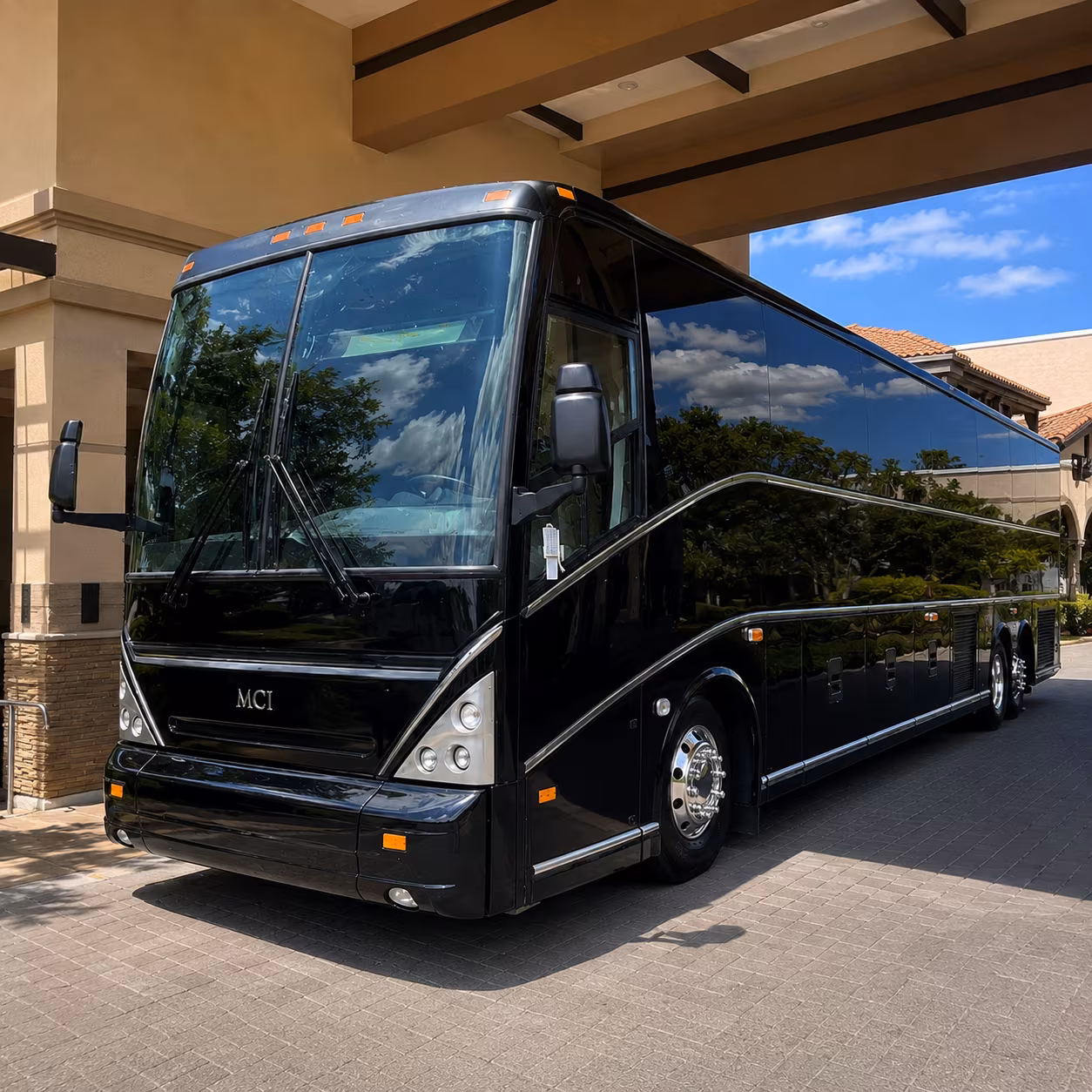 shuttle buses for oregon national guard and armory personnel in medford