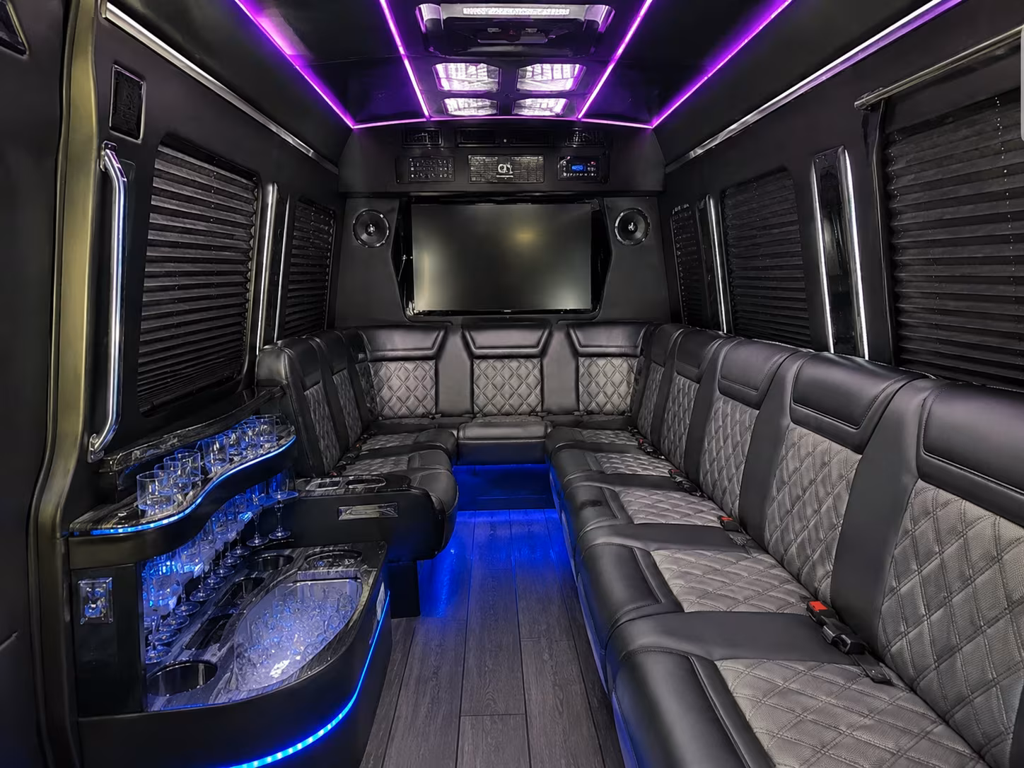 wine festival bus rentals in medford and the rogue valley